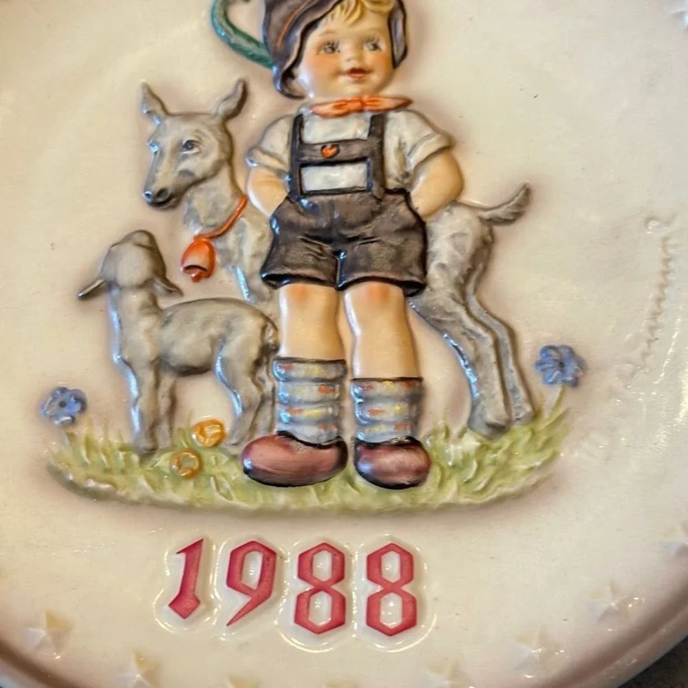 HUMMEL PLATE, 18th Annual‎ Collector Plate, 1988, #284